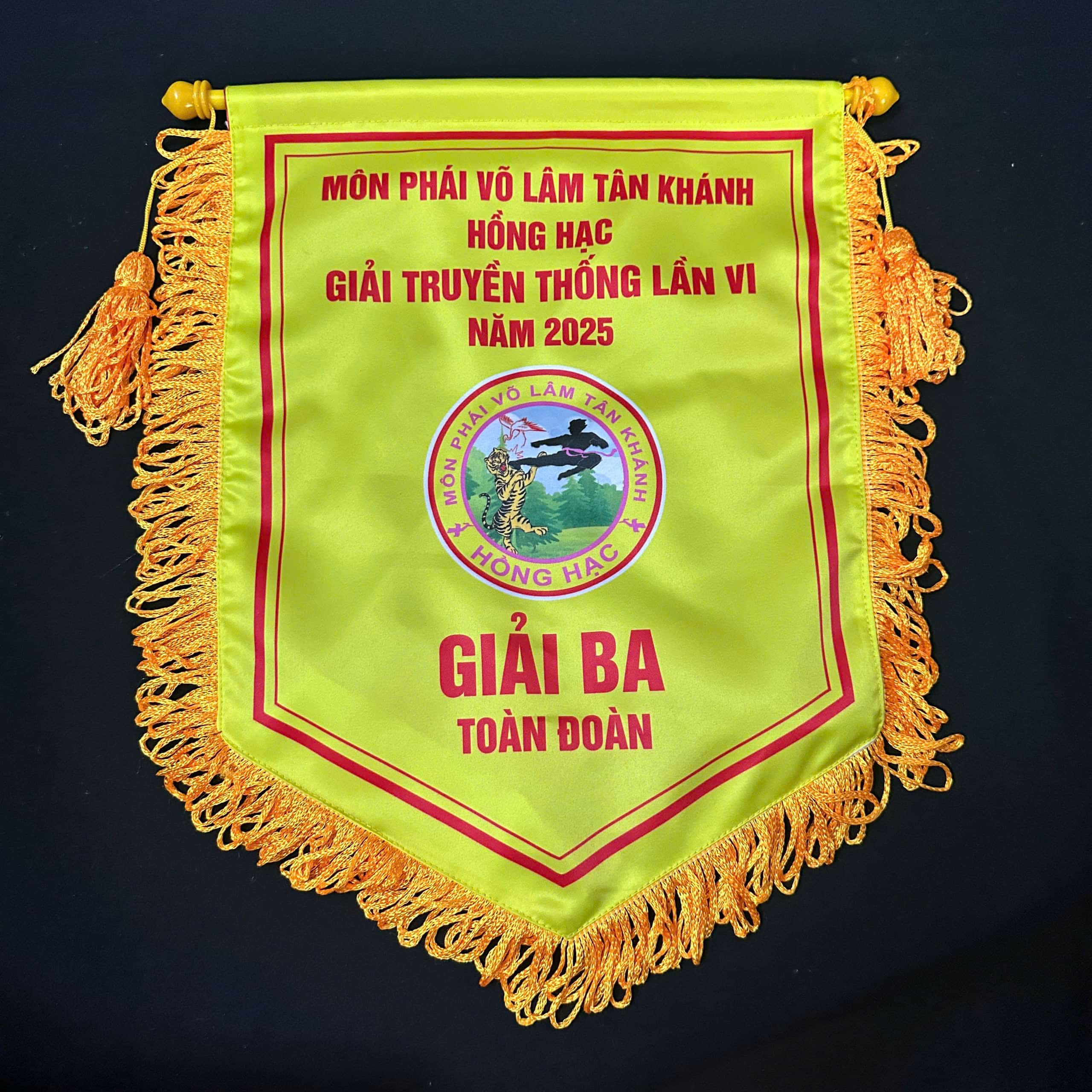 Cờ lưu niệm giải võ thuật
