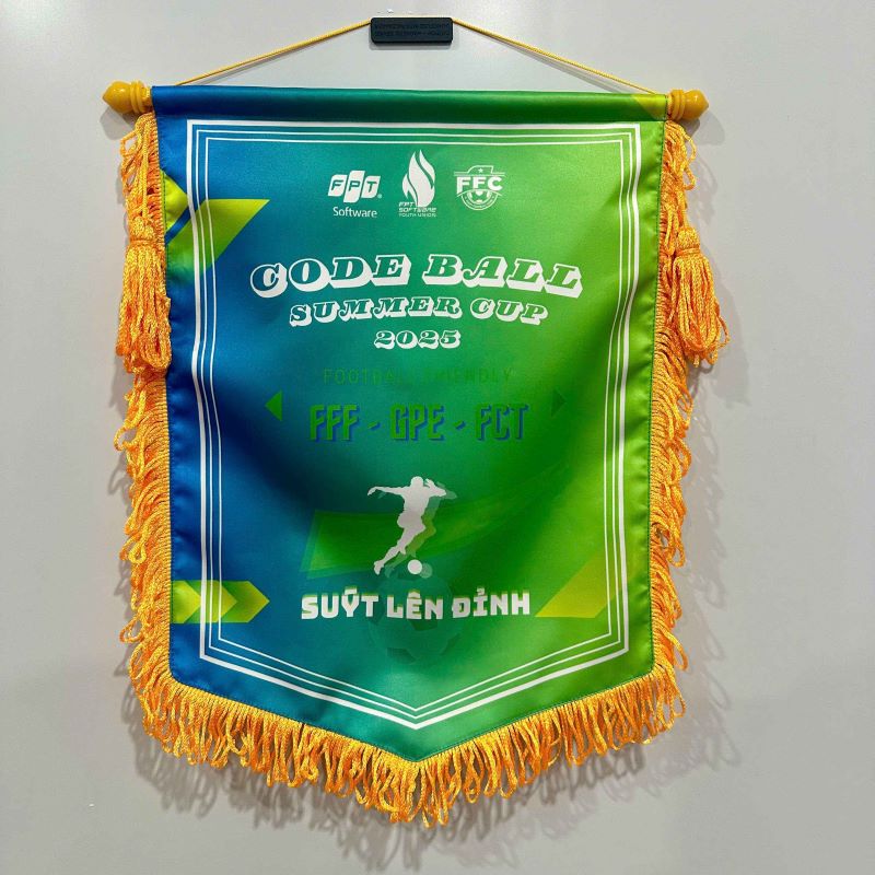 Cờ lưu niệm giải đá bóng