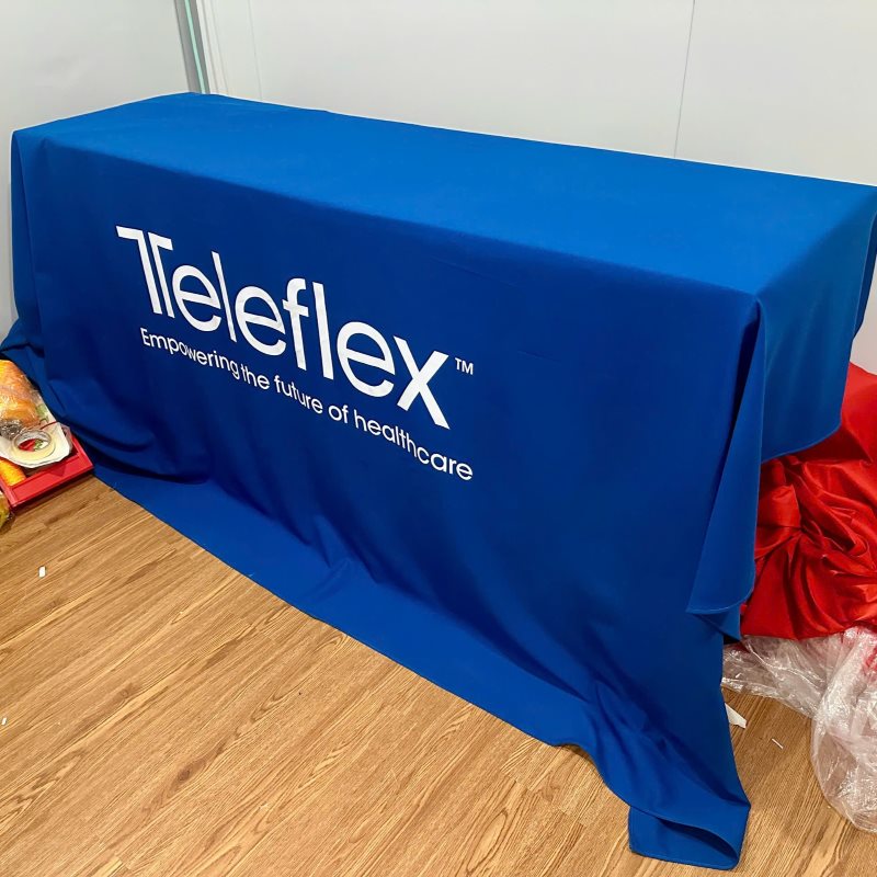 khan-trai-ban-in-logo-cong-ty-4