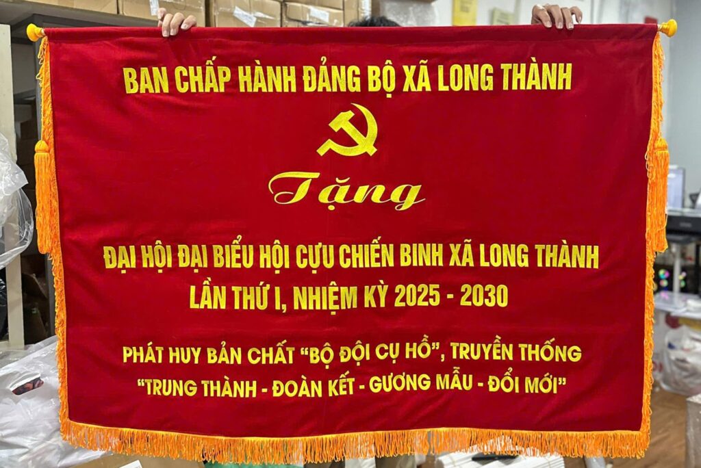 Xưởng cờ Yolo nhận giao hàng trên toàn quốc