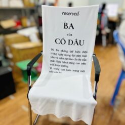 In tấm vải nội dung tưởng nhớ người thân trong đám cưới