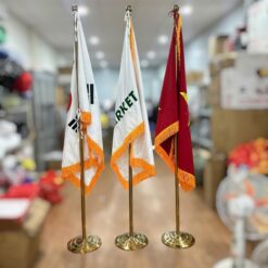 Bộ cờ thêu kèm cán inox theo yêu cầu