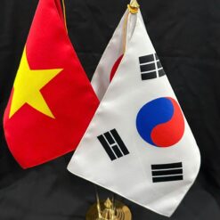 Cờ để bàn hội nghị