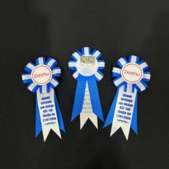 Hoa cài áo gắn nam châm mặt sau