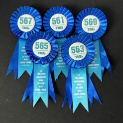 Hoa cài áo có số thứ tự cho sự kiện