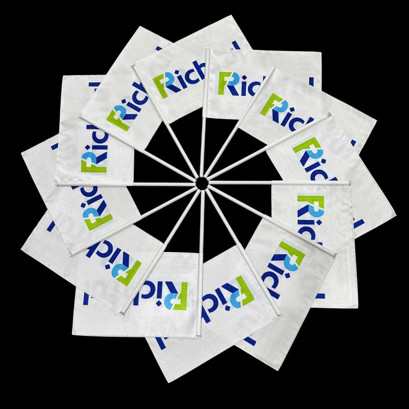 Cờ cầm tay, cờ vẫy