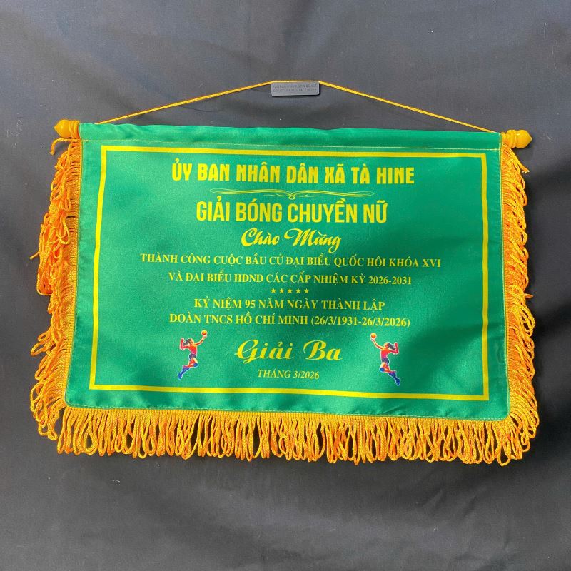 co-bong-chuyen-xa-ngay-thanh-lap-doan-giai-ba Cờ đại hội thể dục thể thao