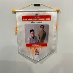 Cờ lưu niệm cuộc thi âm nhạc trẻ