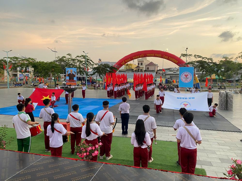 Lễ khai mạc đại hội thể dục thể thao